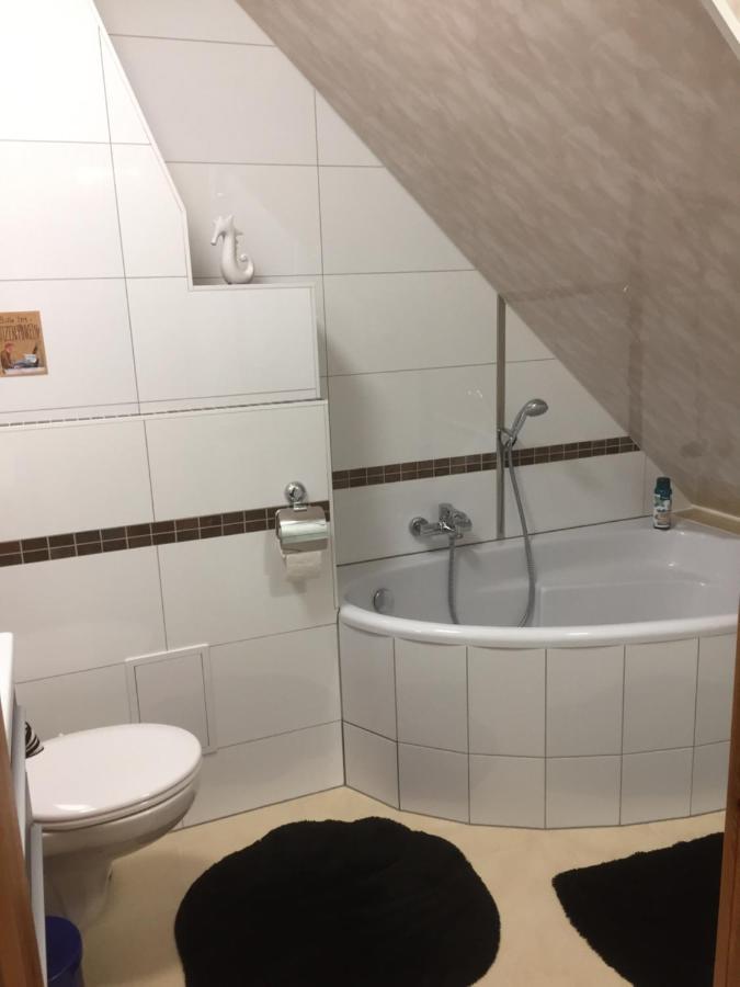 Unter Dem Dach Mit Parkplatz Apartment BRE Exterior foto