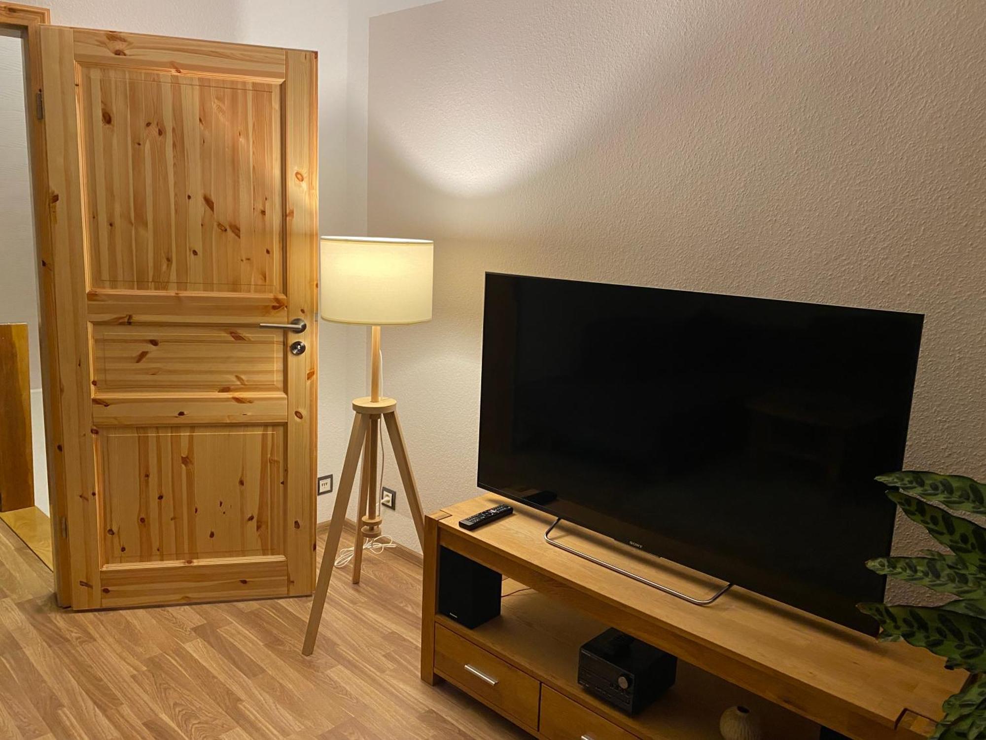 Unter Dem Dach Mit Parkplatz Apartment BRE Exterior foto